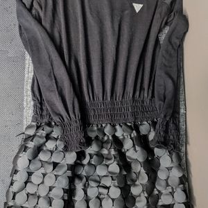 Little Girls Guess dress size large